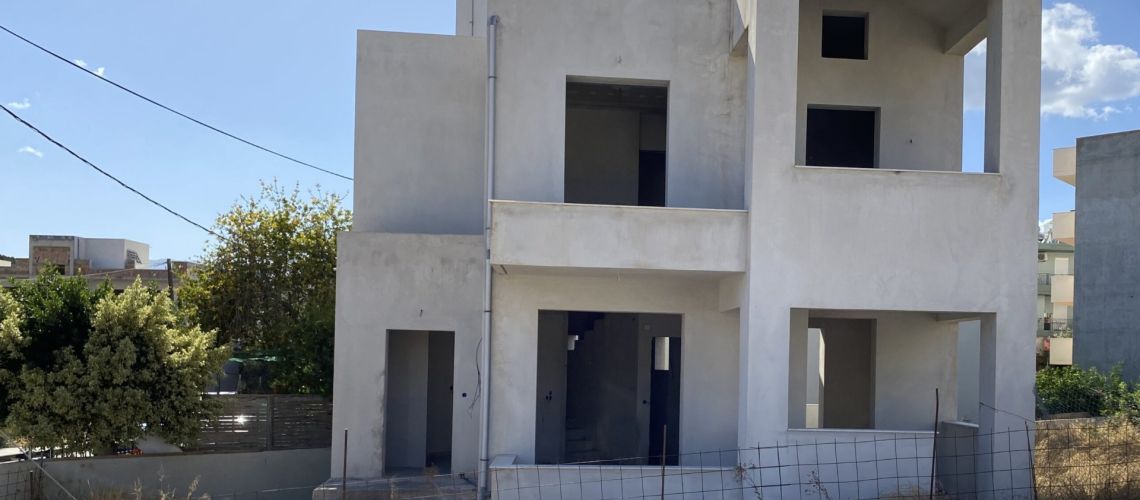 Κρήτη Ημιτελής μεζονέτα, ιδανική για όσους αναζητούν ένα μοναδικό σπίτι Crete: Unfinished maisonette, ideal for those looking for a unique home εικόνα ακινήτου