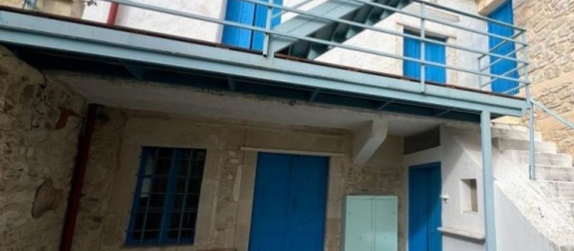 Αμπελούζος Μοιρών ανακαινισμένο πετρόχτιστο σπίτι με ωραία θέα Ambelouzos Mirοn renovated stone house with a nice view εικόνα ακινήτου