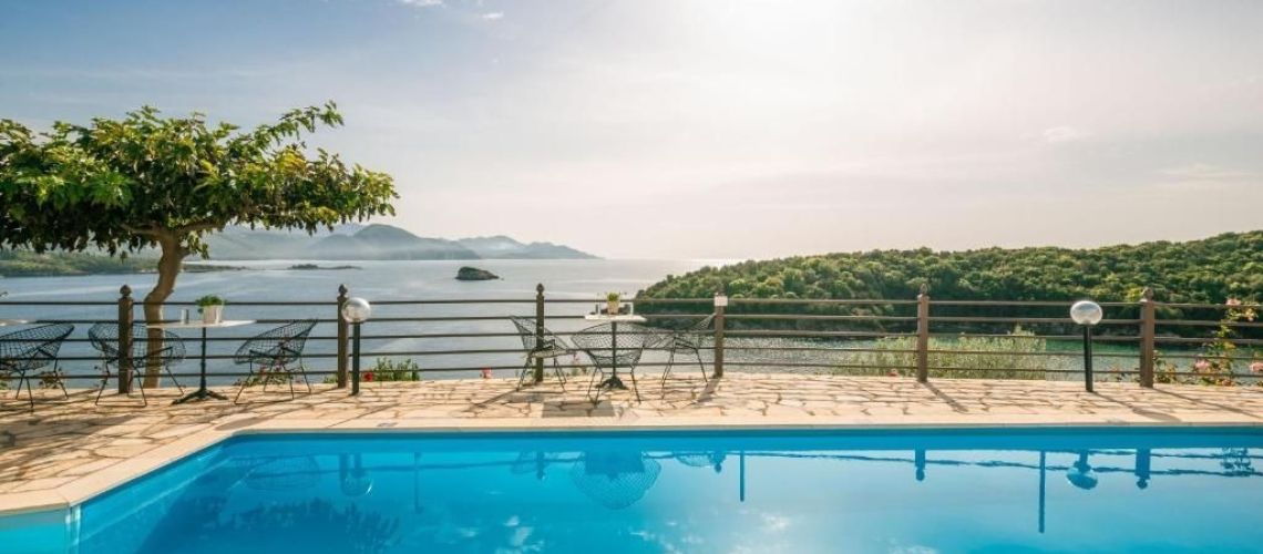 Πωλείται μοναδική μονοκατοικία με θέα το απέραντο γαλάζιο Σύβοτα Θεσπρωτίας Unique detached house for sale overlooking the vast blue Syvota, Thesprotia εικόνα ακινήτου