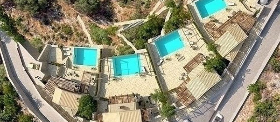 178τ.μ. πολυτέλειας στα Σύβοτα Θεσπρωτίας πετρόχτιστη βίλα με ιδιωτική πισίνα 178 sq.m. luxury stone built villa with private pool in Sivota Thesprotia εικόνα ακινήτου