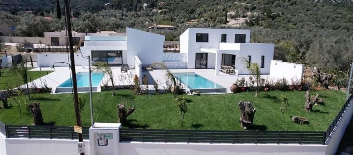 Νυδρί Λευκάδα πολυτελείς Νεόδμητες Βίλες με Ιδιωτική Πισίνα Nidri Lefkada luxury Newly Built Villas with Private Pool εικόνα ακινήτου