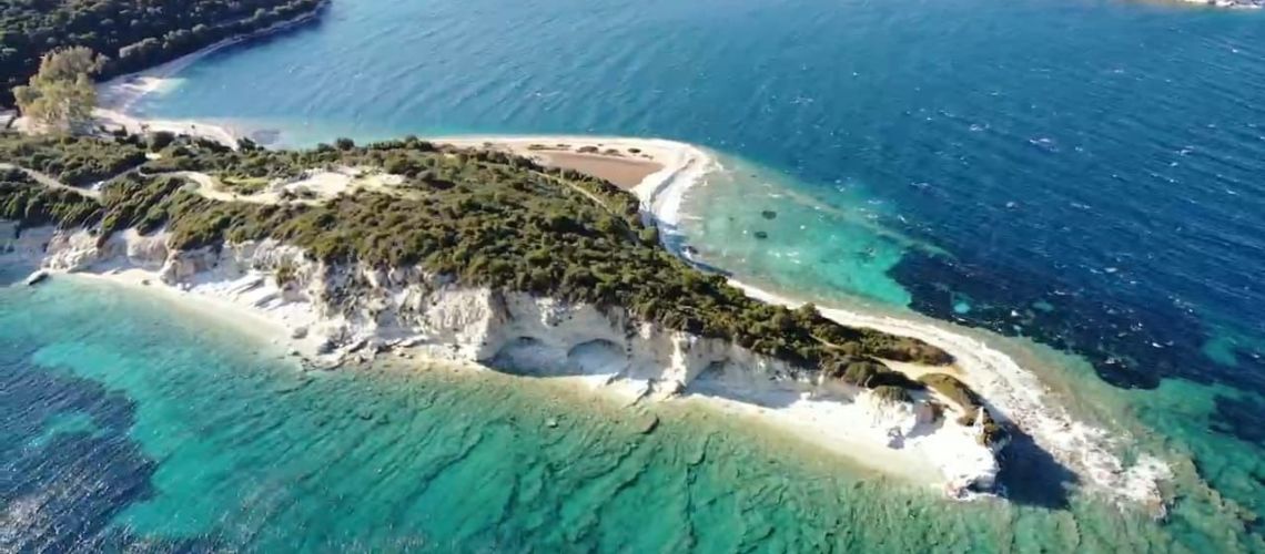 Κόσμημα στο Μεγανήσι: Πολυτελής Βίλα με Ιδιωτική Πισίνα και Άμεση Πρόσβαση στη Θάλασσα Jewel in Meganisi: Luxury Villa With Private Pool and Direct Access to the Sea εικόνα ακινήτου