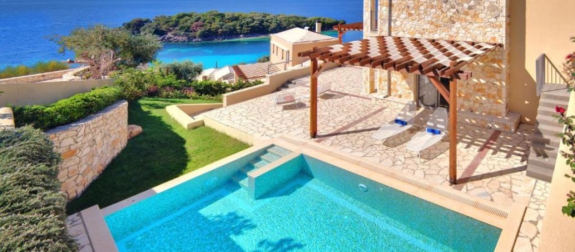 Σύβοτα: Πολυτελείς βίλες πάνω στην παραλία, με ιδιωτικές πισίνες και πανοραμική θέα Sivota: Luxury villas on the beach, with private pools and panoramic views εικόνα ακινήτου