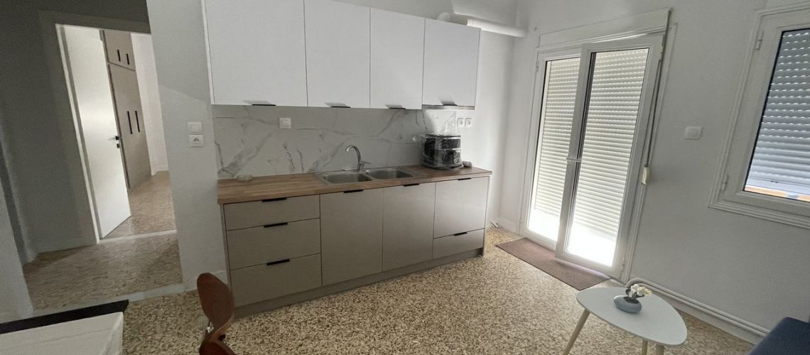 Ενοικιάζεται άνετο και φωτεινό διαμέρισμα 57 τ.μ. σε κεντρικό σημείο της Λαμίας εικόνα ακινήτου