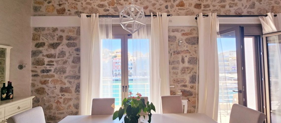 Αξέχαστη Θέα και Πολυτέλεια Παραλιακό Διαμέρισμα στο Κέντρο του Αγίου Νικολάου Unforgettable View and Luxury Beachfront Apartment in the Center of Saint Nikolaos εικόνα ακινήτου