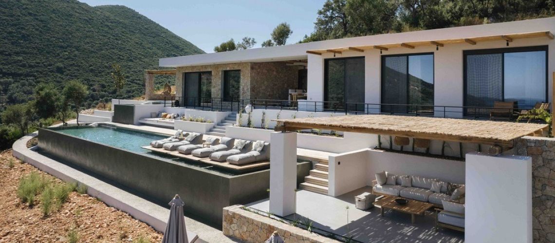 Πωλείται Βίλα σε Στρατηγική Τοποθεσία με Εκπληκτική Θέα Θάλασσα στα Συβότα Λευκάδας Villa for sale in a strategic location with stunning sea views in Sivota, Lefkada εικόνα ακινήτου