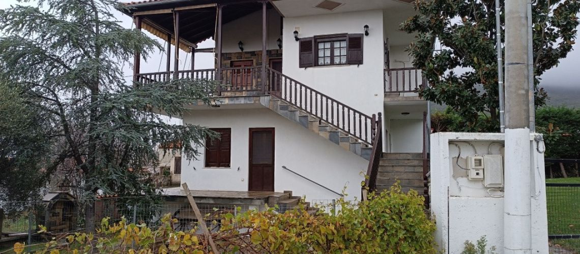 Μονοκατοικία προς πώληση με τζάκι και απεριόριστη θέα θάλασσα στη Μαρώνεια Ροδόπης εικόνα ακινήτου